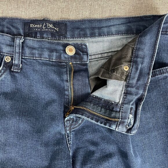 Rivet & Blues Jeans Womens 12P Blue Pants Faded Slim Straight Casual Dark Denim - Picture 3 of 13